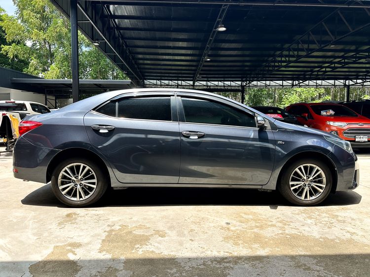 Toyota Altis 2016.0 มือสอง เบนซิน ไมล์  รถบ้านแท้ ไม่เคยชน - Image 4