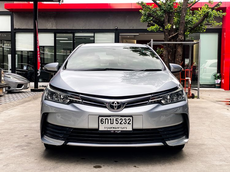 Toyota Altis 2017.0 มือสอง เบนซิน ไมล์  เครดิตดีออกรถ 0 บาท ไมล์แท้ - Image 2