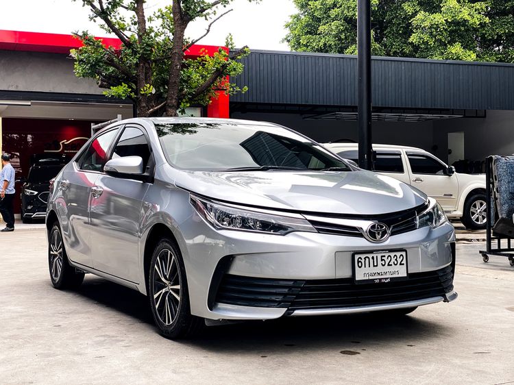 Toyota Altis 2017.0 มือสอง เบนซิน ไมล์  เครดิตดีออกรถ 0 บาท ไมล์แท้ - Image 3