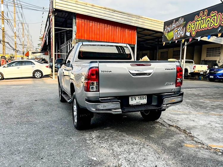 Toyota Hilux Revo 2016.0 มือสอง ดีเซล ไมล์  เช็กศูนย์ทุกระยะ สภาพนางฟ้า - Image 4