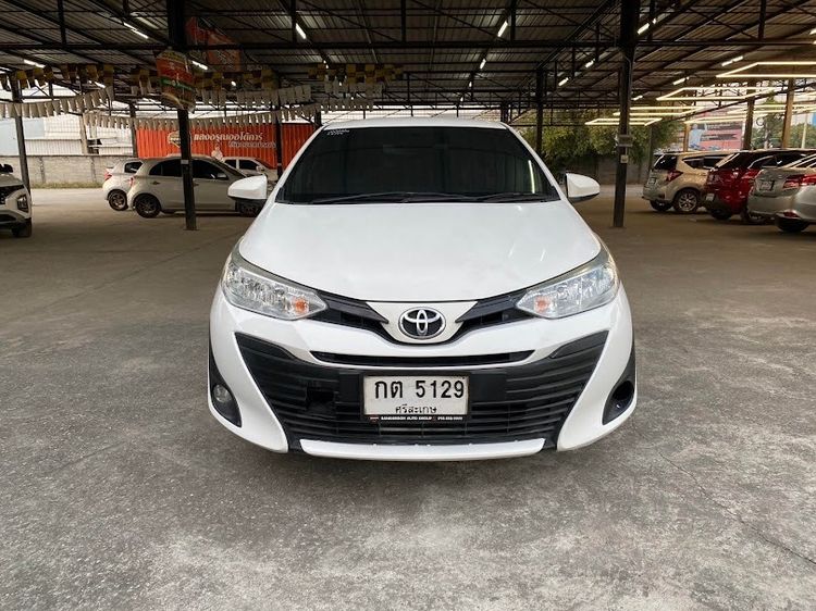 Toyota Yaris ATIV 2017.0 มือสอง เบนซิน ไมล์  มือเดียว จัดไฟแนนซ์ได้ - Image 2