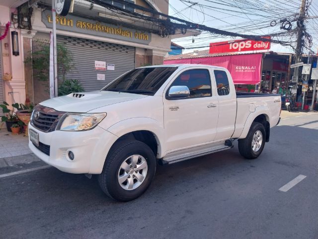 Toyota Hilux Vigo Champ 2013.0 มือสอง ดีเซล ไมล์  ฟรีดาวน์ เช็กศูนย์ทุกระยะ