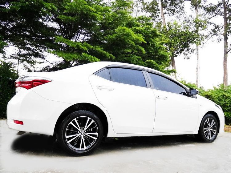 Toyota Altis 2017.0 มือสอง เบนซิน ไมล์  ไมล์แท้ เครดิตดีออกรถ 0 บาท - Image 4