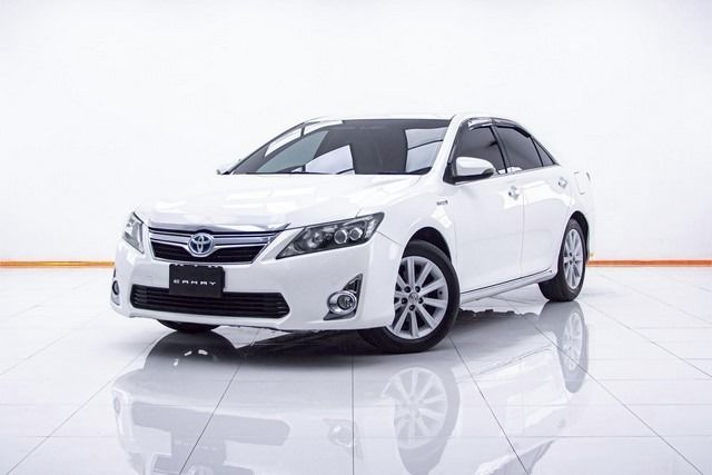 Toyota Camry 2013.0 มือสอง ไฮบริด ไมล์ เช็กศูนย์ทุกระยะ ราคาถูก