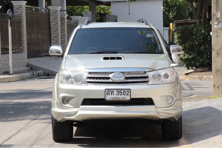 Toyota Fortuner 2006.0 มือสอง ดีเซล ไมล์ เช็กศูนย์ทุกระยะ ฟรีดาวน์ - Image 2