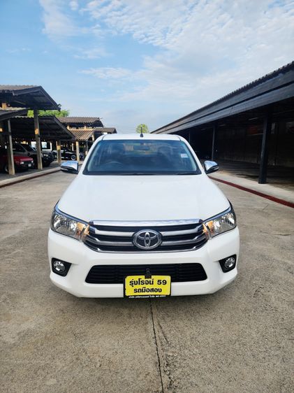Toyota Hilux Revo 2015.0 มือสอง ดีเซล ไมล์  ฟรีดาวน์ ไม่เคยชน - Image 3