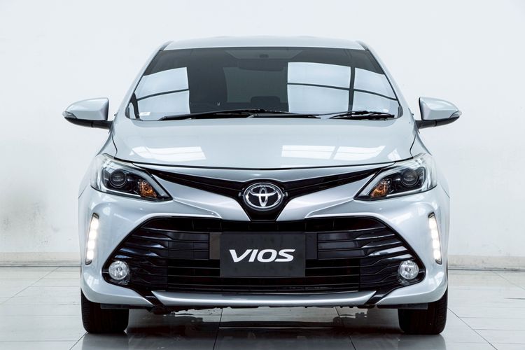 Toyota Vios 2017.0 มือสอง เบนซิน ไมล์  ฟรีดาวน์ รถบ้านแท้ - Image 4