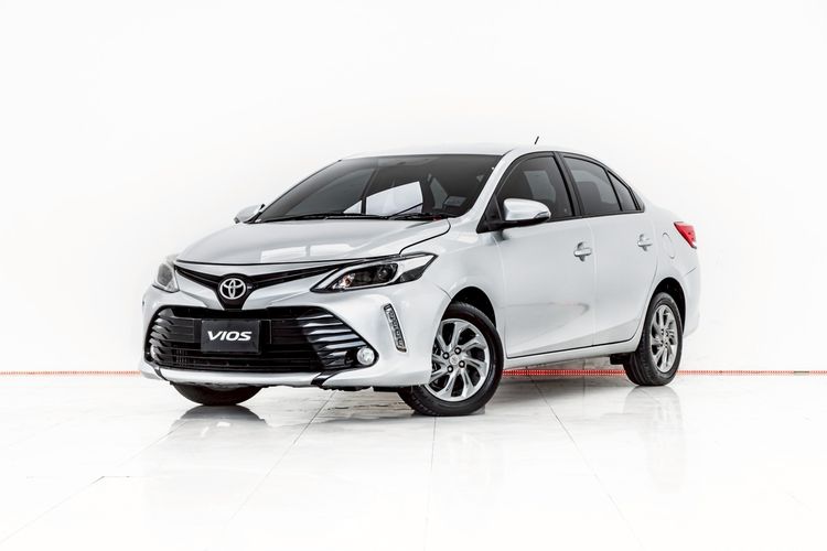 Toyota Vios 2019.0 มือสอง เบนซิน ไมล์  เช็กศูนย์ทุกระยะ ไม่เคยชน