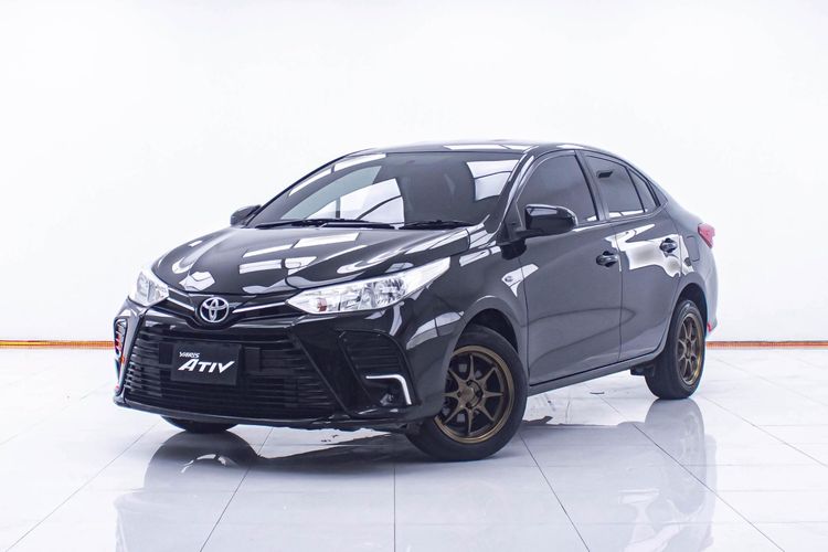 Toyota Yaris ATIV 2021.0 มือสอง เบนซิน ไมล์  เครดิตดีออกรถ 0 บาท เช็กศูนย์ทุกระยะ