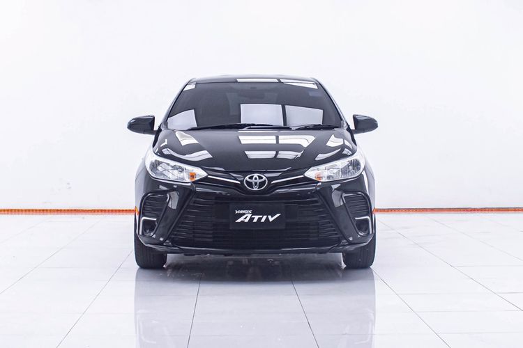 Toyota Yaris ATIV 2021.0 มือสอง เบนซิน ไมล์  เครดิตดีออกรถ 0 บาท เช็กศูนย์ทุกระยะ - Image 4