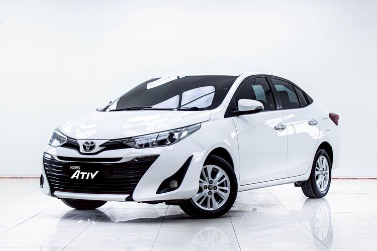Toyota Yaris ATIV 2017.0 มือสอง เบนซิน ไมล์  รถบ้านแท้ เช็กศูนย์ทุกระยะ
