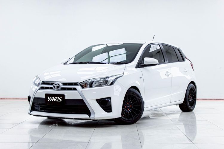 Toyota Yaris 2016.0 มือสอง เบนซิน ไมล์ เครดิตดีออกรถ 0 บาท จัดไฟแนนซ์ได้ - Image 4