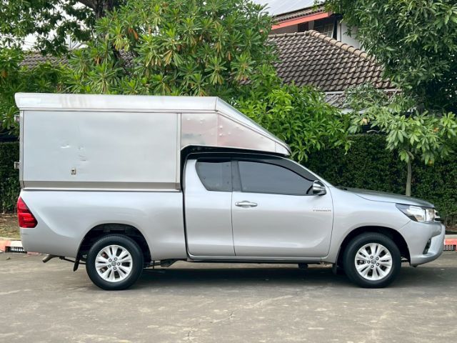 Toyota Hilux Revo 2016.0 มือสอง ดีเซล ไมล์  รถบ้านแท้ ไม่เคยชน - Image 4