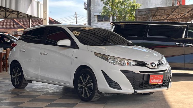 Toyota Yaris ATIV 2018.0 มือสอง เบนซิน ไมล์  เช็กศูนย์ทุกระยะ ราคาถูก - Image 3