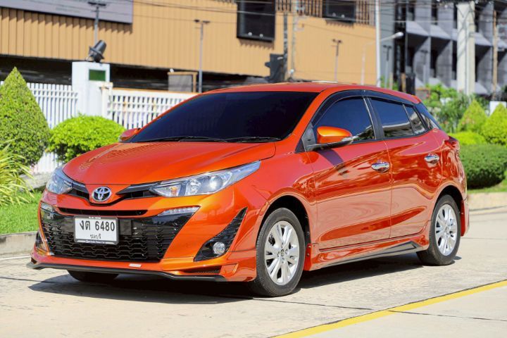 Toyota Yaris 2018.0 มือสอง เบนซิน ไมล์ จัดไฟแนนซ์ได้ เครดิตดีออกรถ 0 บาท