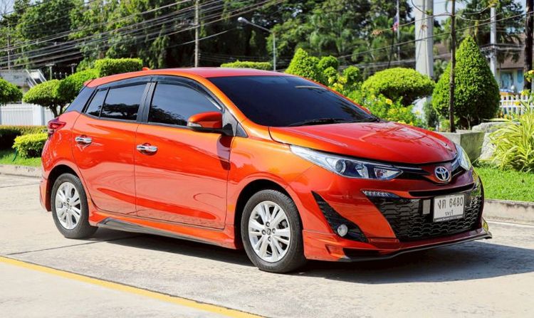 Toyota Yaris 2018.0 มือสอง เบนซิน ไมล์ จัดไฟแนนซ์ได้ เครดิตดีออกรถ 0 บาท - Image 2