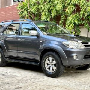 Toyota Fortuner 2005.0 มือสอง ดีเซล ไมล์  มือเดียว ไม่เคยชน