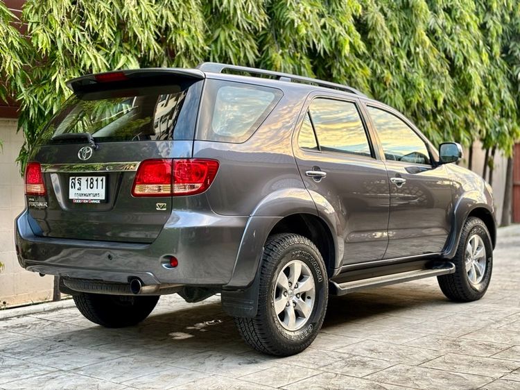 Toyota Fortuner 2005.0 มือสอง ดีเซล ไมล์ มือเดียว ไม่เคยชน - Image 4