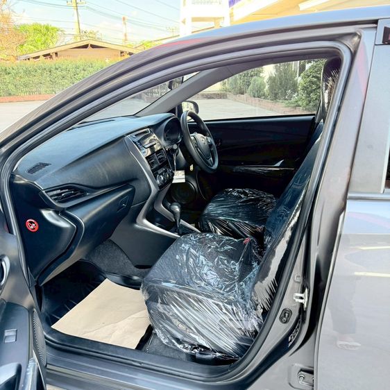 Toyota Yaris ATIV 2020.0 มือสอง เบนซิน ไมล์  ไม่เคยชน รถบ้านแท้ - Image 4