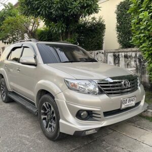 Toyota Fortuner 2011.0 มือสอง เบนซิน ไมล์  เครดิตดีออกรถ 0 บาท สภาพนางฟ้า
